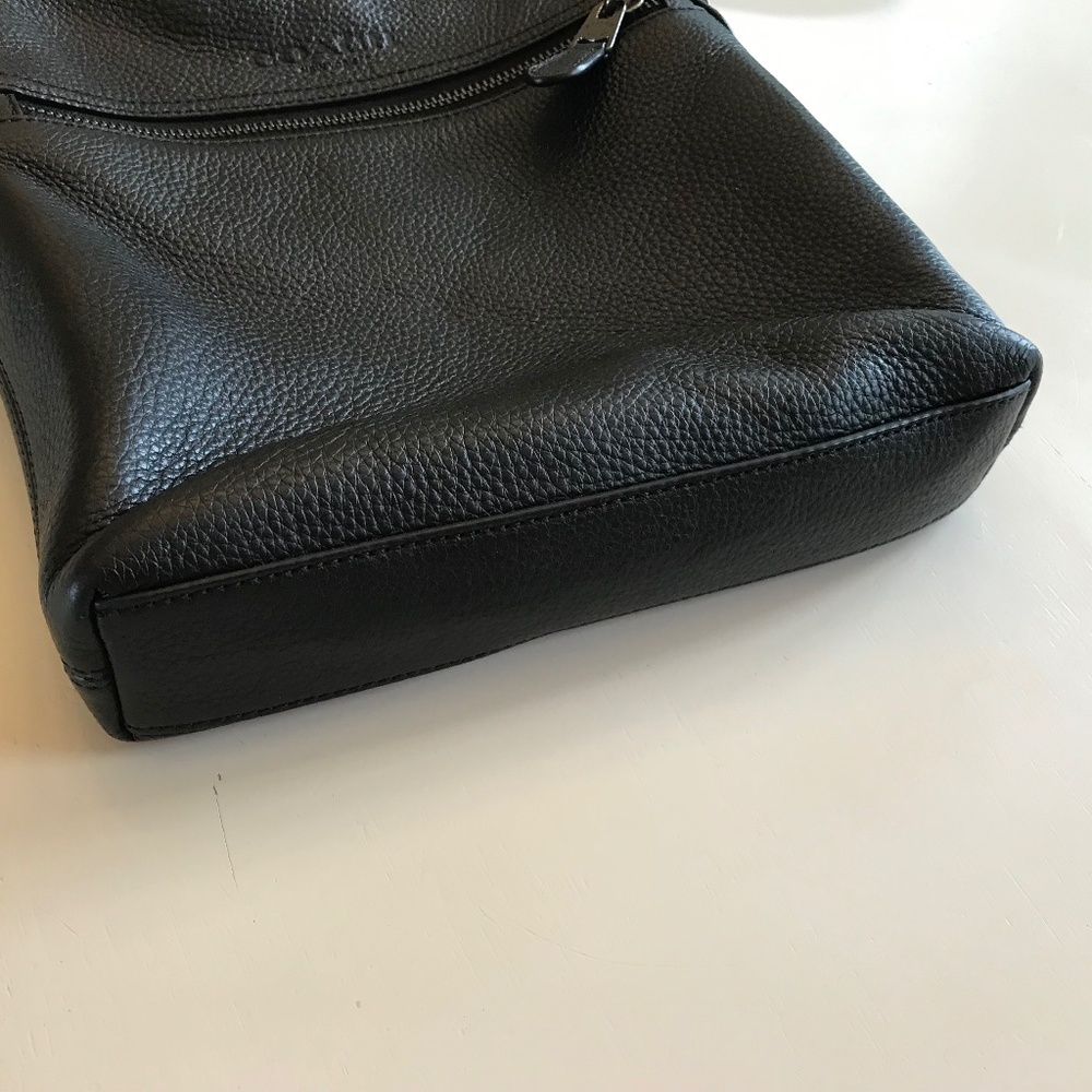 COACH BLACK HOUSTON FLIGHT BAG - Picture 8 of 12